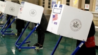 Bầu cử giữa nhiệm kỳ Mỹ: Các điểm bỏ phiếu đầu tiên đã hoàn thành